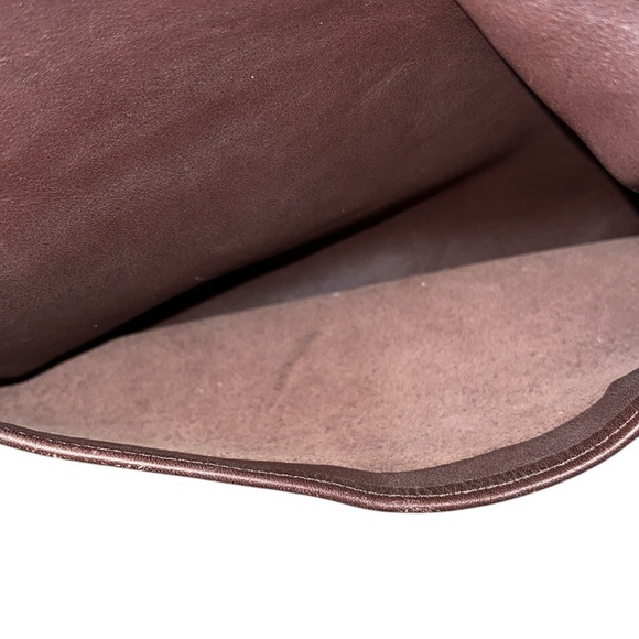 Coach Chocolate Brown Leather Vintage Shoulder Bag #9058 - Picture 3 of 10